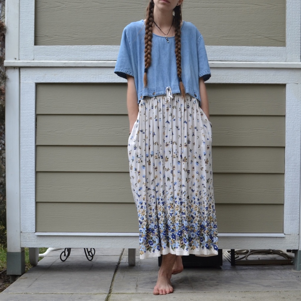 stunning and adorable vintage dress